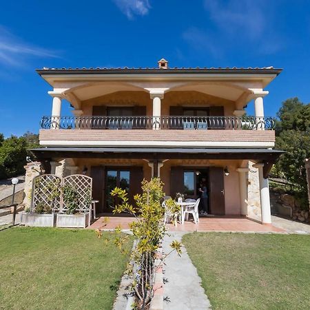 הוילה דומוס דה מריה House & Sea Chia מראה חיצוני תמונה