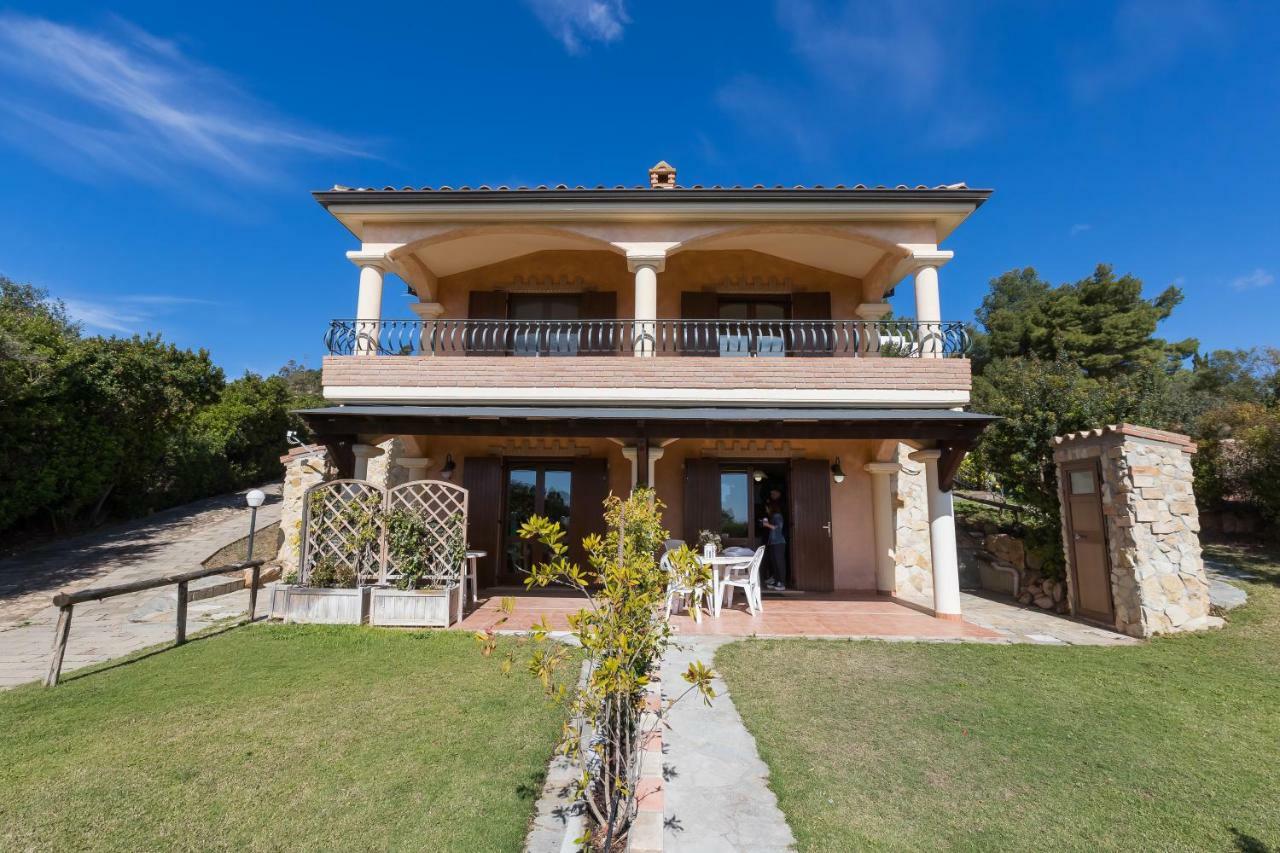 הוילה דומוס דה מריה House & Sea Chia מראה חיצוני תמונה